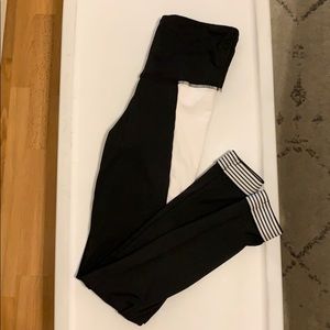 Strut This x Sivan Ayla leggings